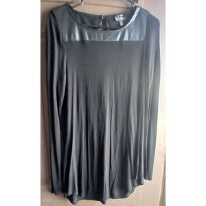 Ella Moss Black Faux Leather Accent Top Mesd